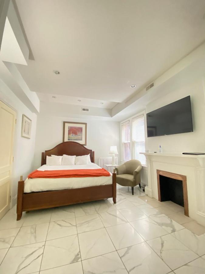 Large Duplex Apt 2Bdrm 1Den-Metro Washington Exterior photo