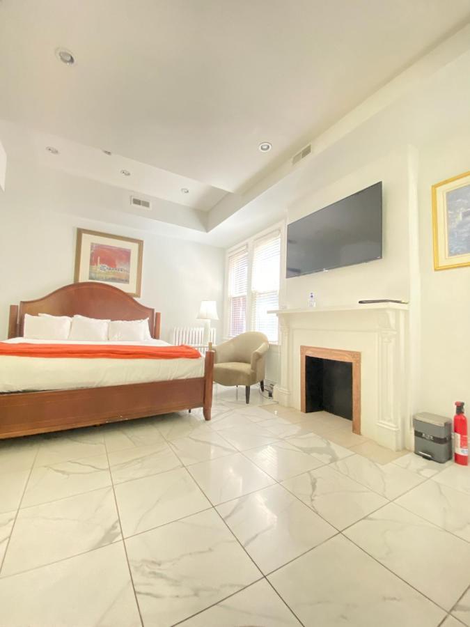 Large Duplex Apt 2Bdrm 1Den-Metro Washington Exterior photo