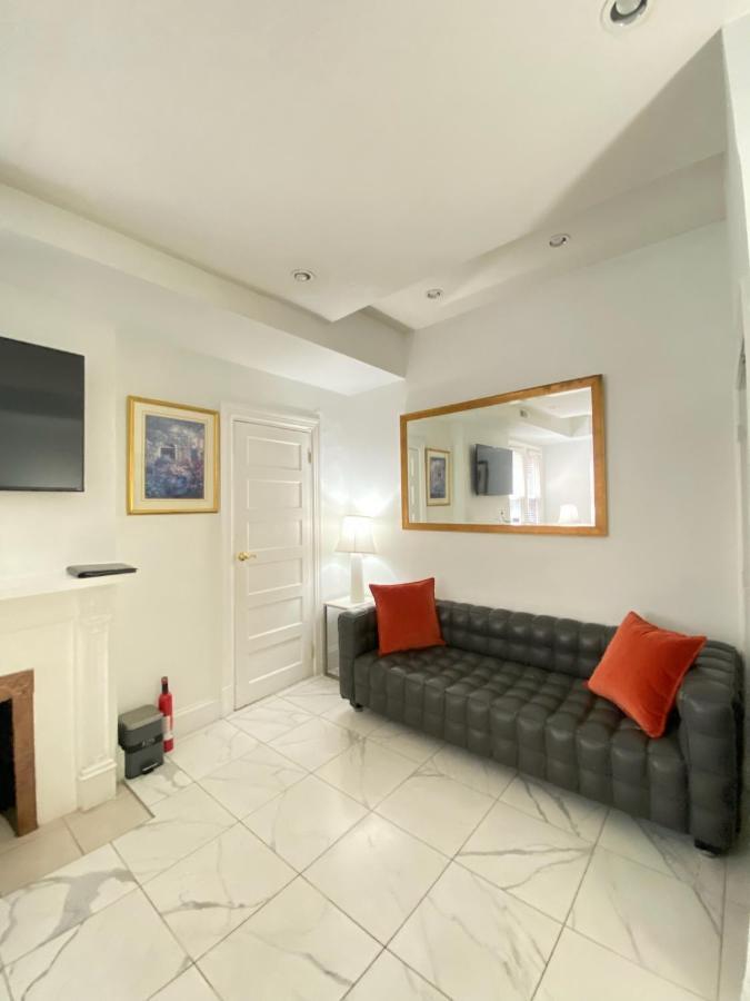 Large Duplex Apt 2Bdrm 1Den-Metro Washington Exterior photo