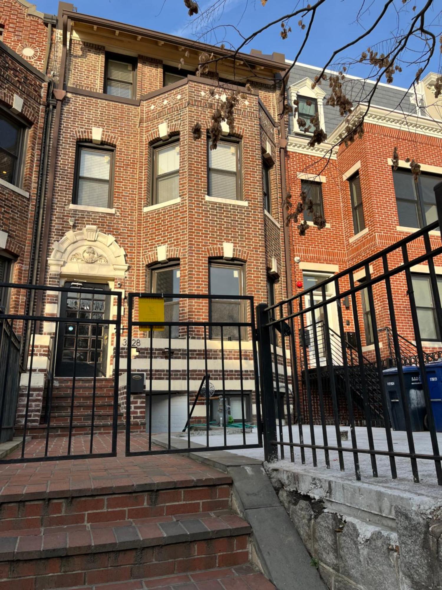Large Duplex Apt 2Bdrm 1Den-Metro Washington Exterior photo